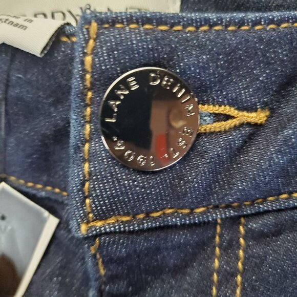 Lane Bryant Shorts Womens Size 28 Plus Blue Stretch Girlfriend Jorts *NWT* - Picture 12 of 15